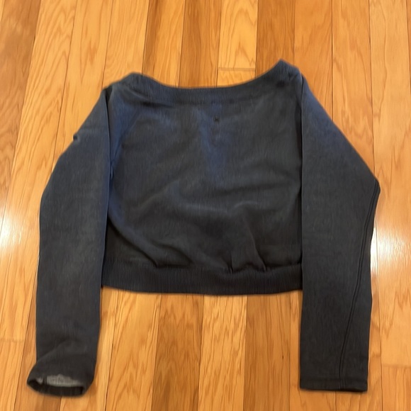 Lululemon sweatshirt - Picture 3 of 3